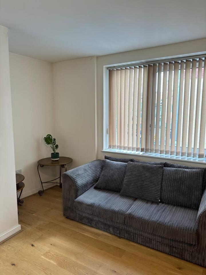 New Build 2 Bedroom With 2 Bath In London Exterior photo